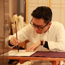 莫羲世